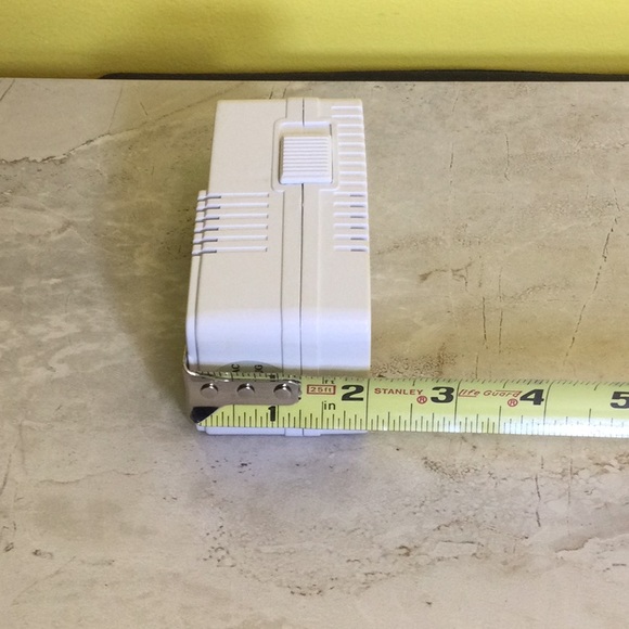 Brookstone Travel Power Converter - Picture 11 of 14